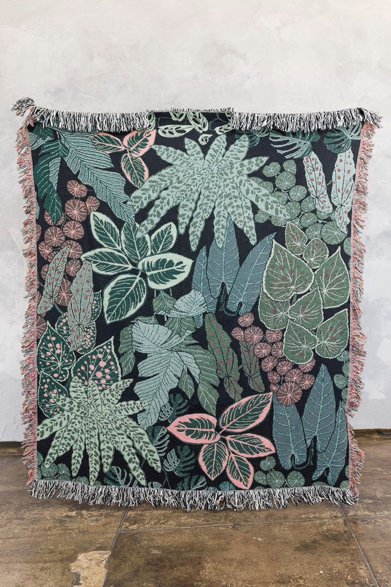 Tropical botanical woven blanket hanging hardware and easy installation demonstration
